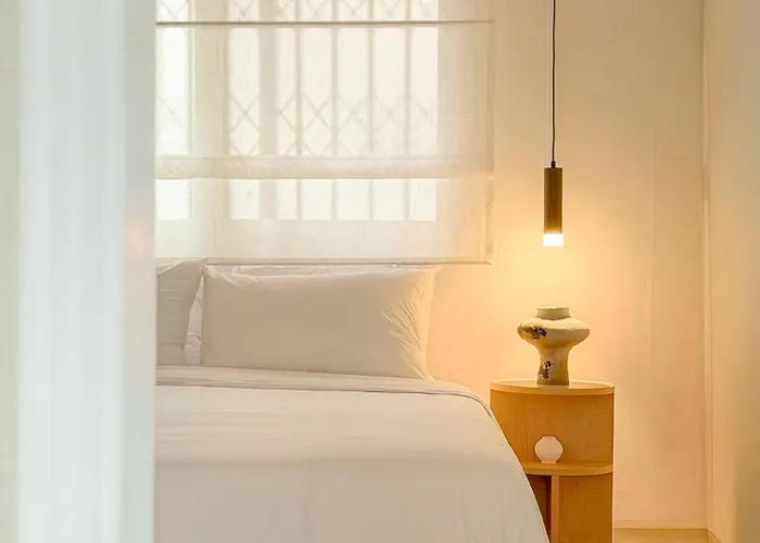 해방촌 이태원 남산 신흥시장 숙대입구역 남영역 녹사평역 서울역 무료짐보관 Airport Taxi Available Apartamento *